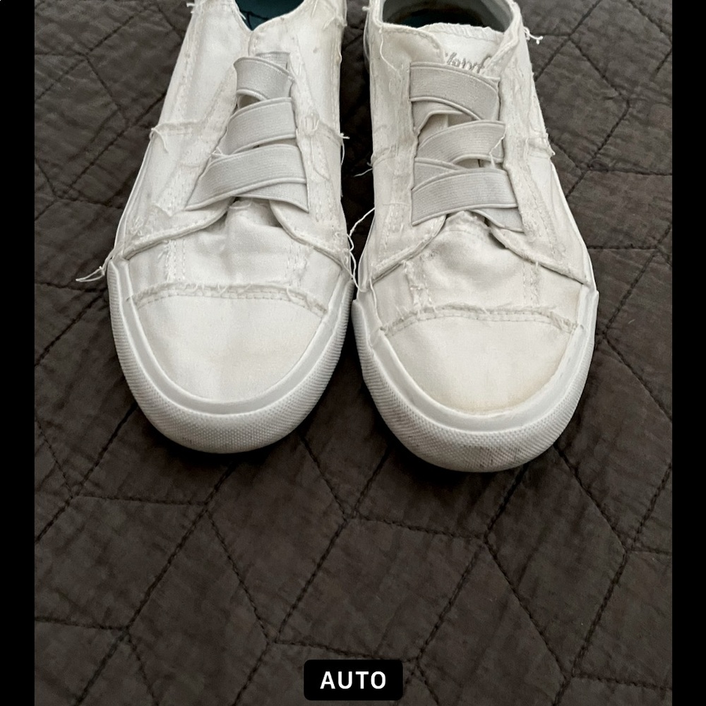 Blowfish size 8 from Buckle worn 3 times.